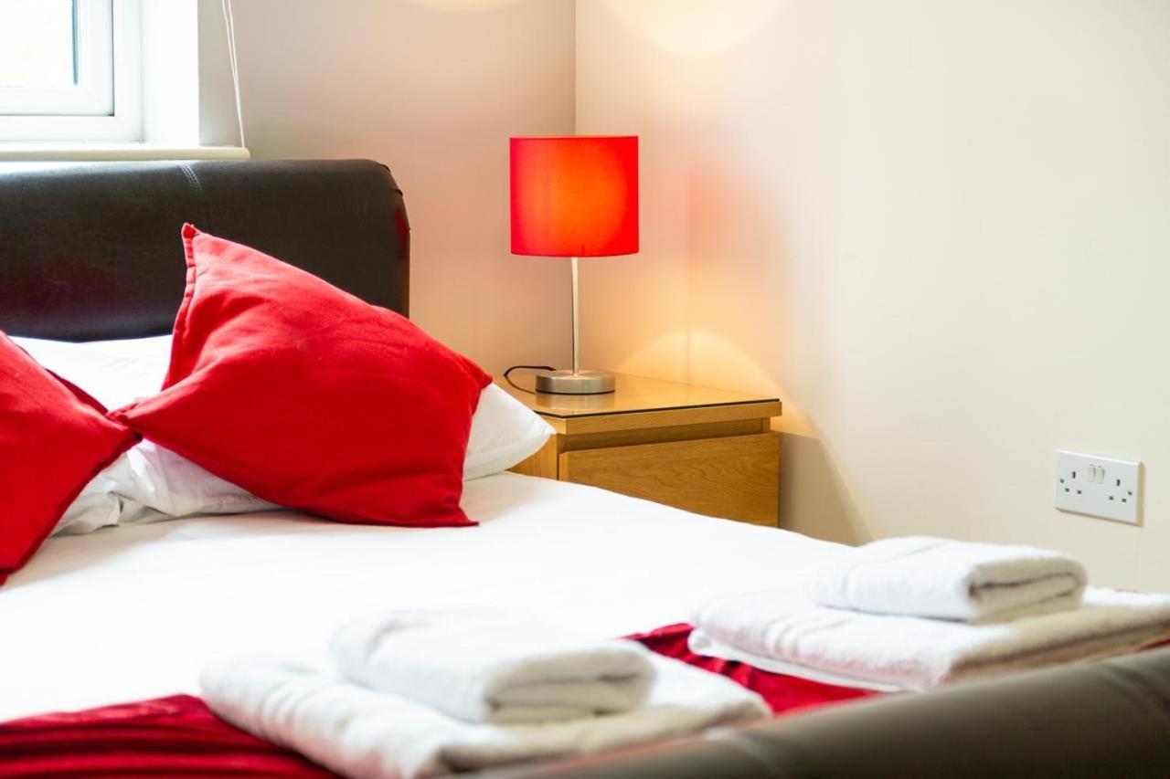 2 Bed 2 Bathroom Apartment Free Parking Bristol Eksteriør bilde