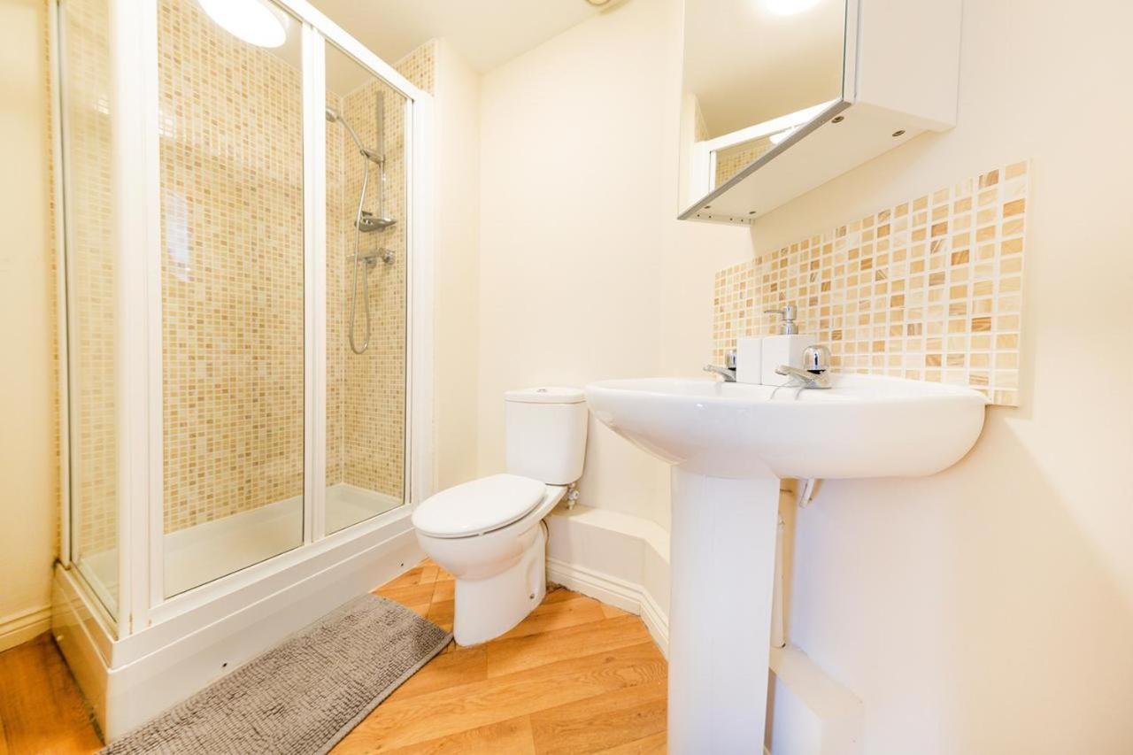 2 Bed 2 Bathroom Apartment Free Parking Bristol Eksteriør bilde
