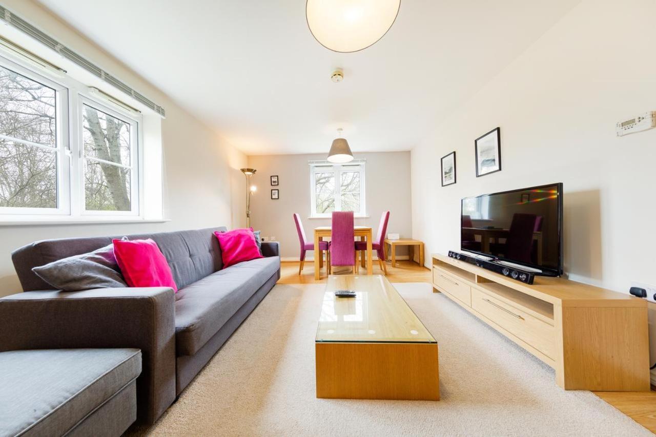 2 Bed 2 Bathroom Apartment Free Parking Bristol Eksteriør bilde